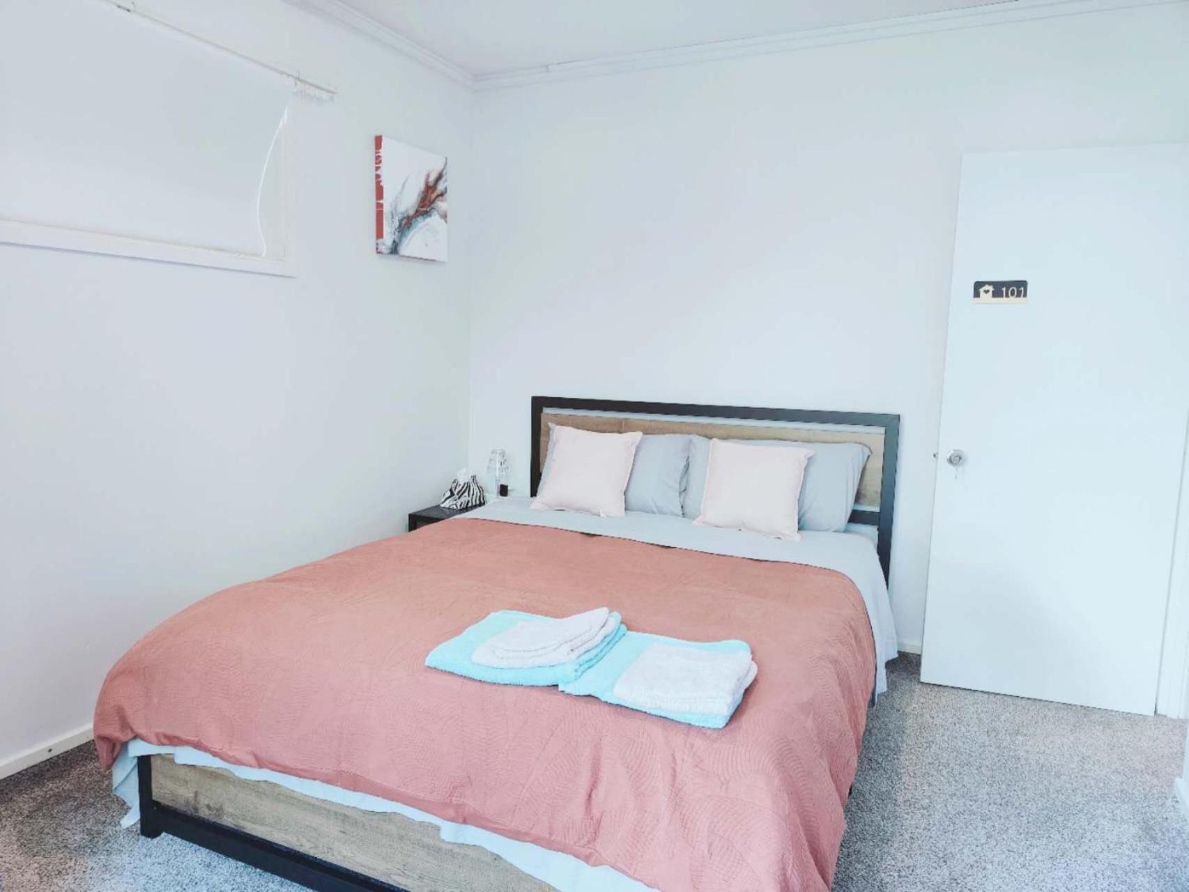 Sunny Cosy Rooms In Auckland Nice Garden Bush View מראה חיצוני תמונה